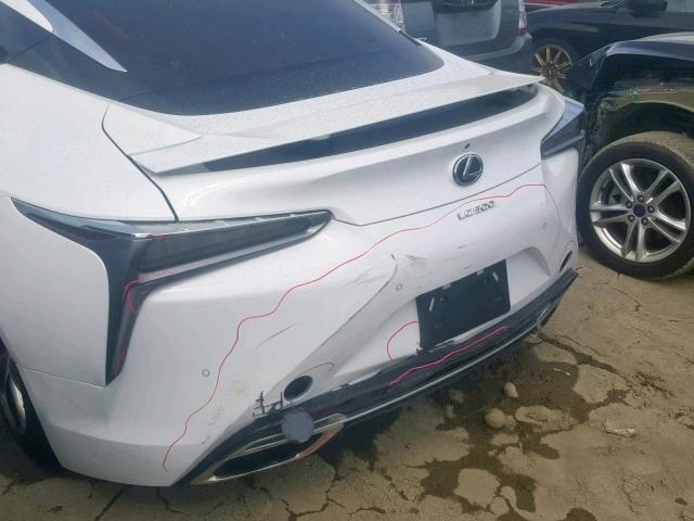 JTHHP5AY3JA000410 - 2018 LEXUS LC 500 WHITE photo 9