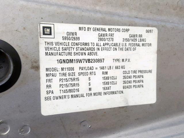 1GNDM19W7VB230897 - 1997 CHEVROLET ASTRO SILVER photo 10