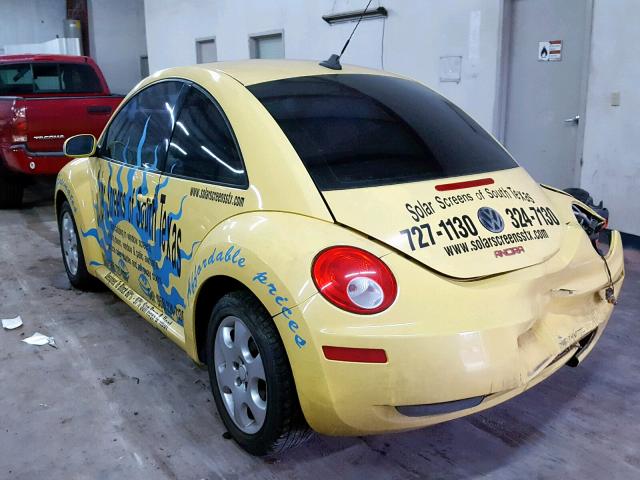 3VWRW31C89M508921 - 2009 VOLKSWAGEN NEW BEETLE Gelb Foto 3