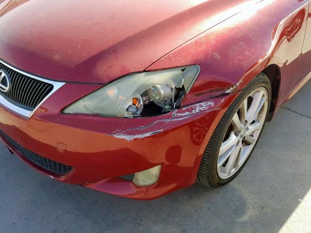 JTHBK262765022918 - 2006 LEXUS IS 250 BURGUNDY photo 9