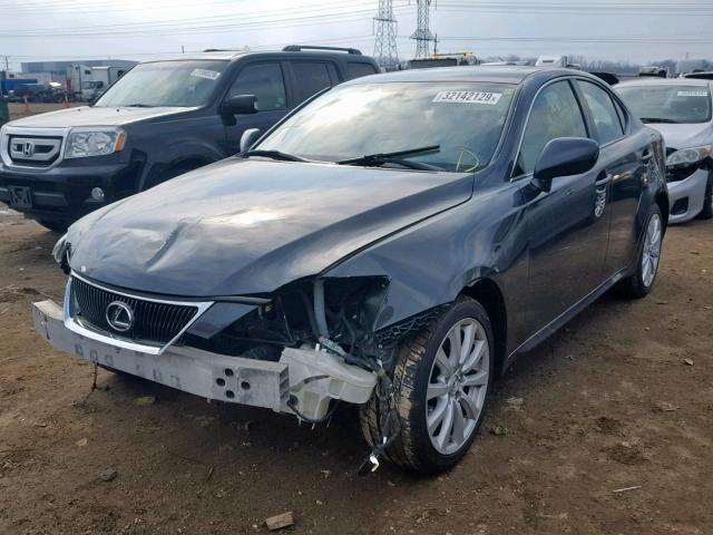 JTHCK262285020100 - 2008 LEXUS IS 250 GRAY photo 2