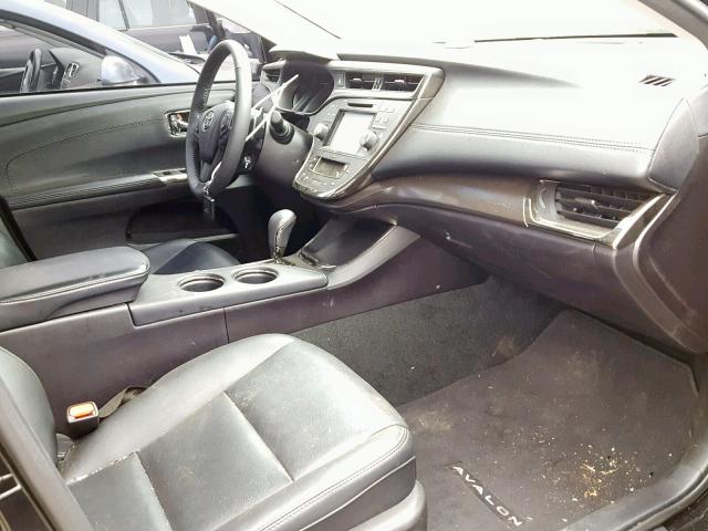 4T1BK1EB2JU284661 - 2018 TOYOTA AVALON XLE BLACK photo 5