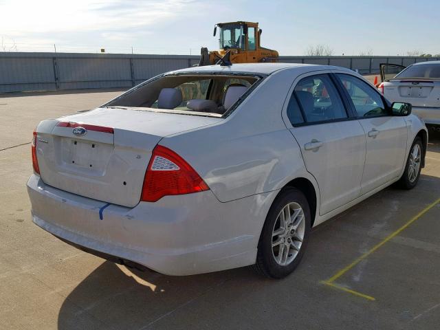 3FAHP0GA0BR225170 - 2011 FORD FUSION S WHITE photo 4