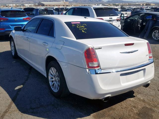 2C3CCAAG0CH165931 - 2012 CHRYSLER 300 WHITE photo 3