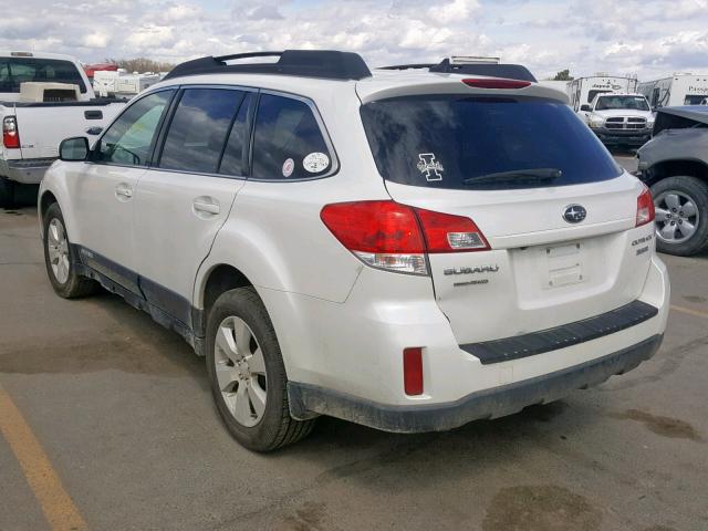 4S4BRDKC9B2365177 - 2011 SUBARU OUTBACK 3. WHITE photo 3