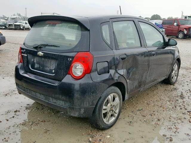 KL1TG66E59B650577 - 2009 CHEVROLET AVEO LT BLACK photo 4