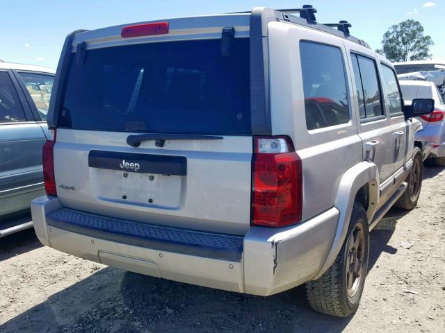 1J8HG48K67C661562 - 2007 JEEP COMMANDER SILVER photo 4