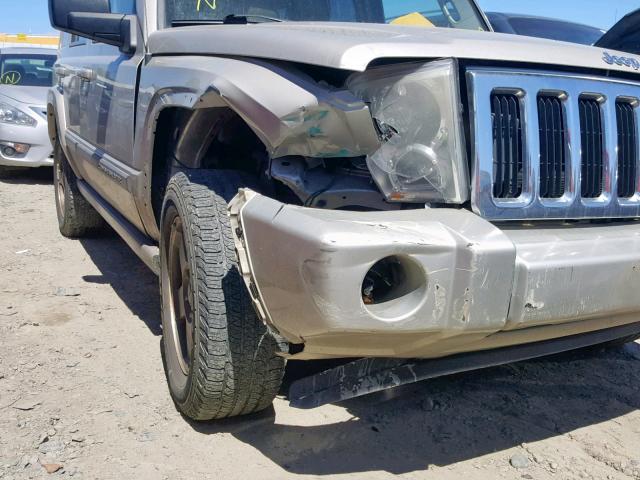 1J8HG48K67C661562 - 2007 JEEP COMMANDER SILVER photo 9