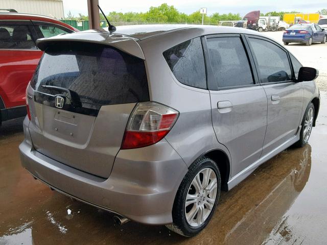 JHMGE886X9S056938 - 2009 HONDA FIT SPORT SILVER photo 4