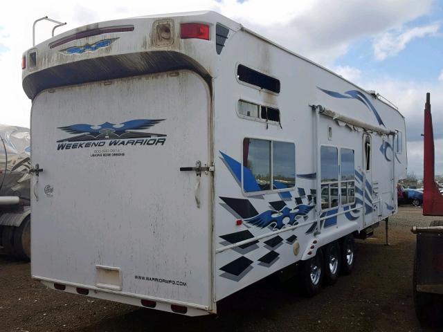 5HRSS35368C022930 - 2008 WKED TOYHAULER WHITE photo 4