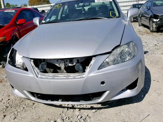 JTHBK262672046209 - 2007 LEXUS IS 250 GRAY photo 9