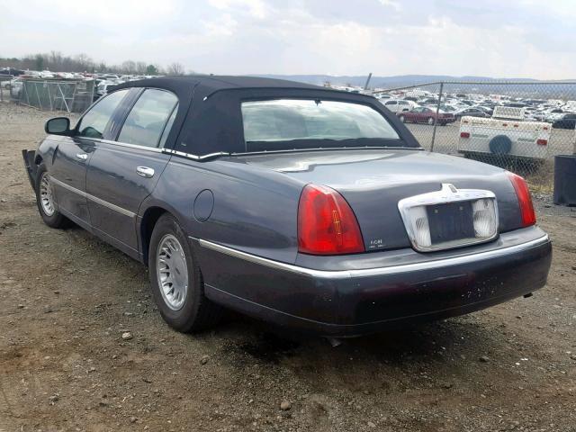 1LNHM85WX1Y628732 - 2001 LINCOLN TOWN CAR C BLACK photo 3