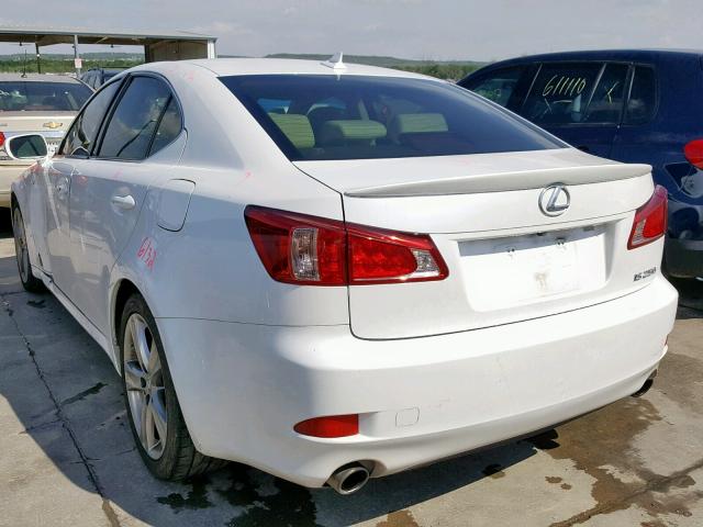 JTHBF5C20C5171578 - 2012 LEXUS IS 250 WHITE photo 3