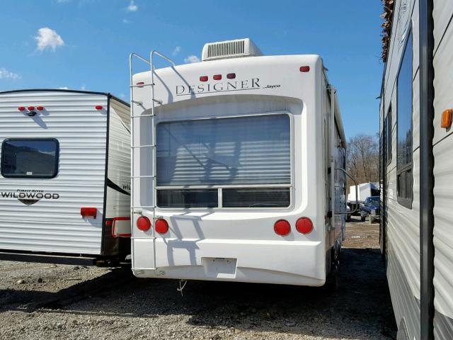 1UJCJ02RX51SG0070 - 2005 JAYCO 5TH WHEEL WHITE photo 4