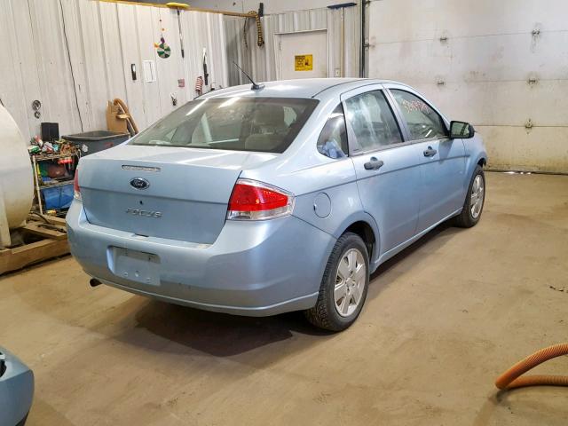 1FAHP34NX8W150119 - 2008 FORD FOCUS S/SE BLUE photo 4