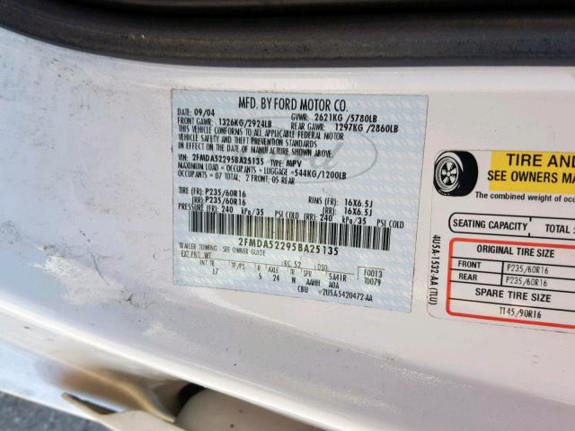 2FMDA52295BA25135 - 2005 FORD FREESTAR S WHITE photo 10