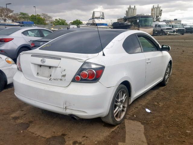 JTKDE167880264259 - 2008 TOYOTA SCION TC WHITE photo 4