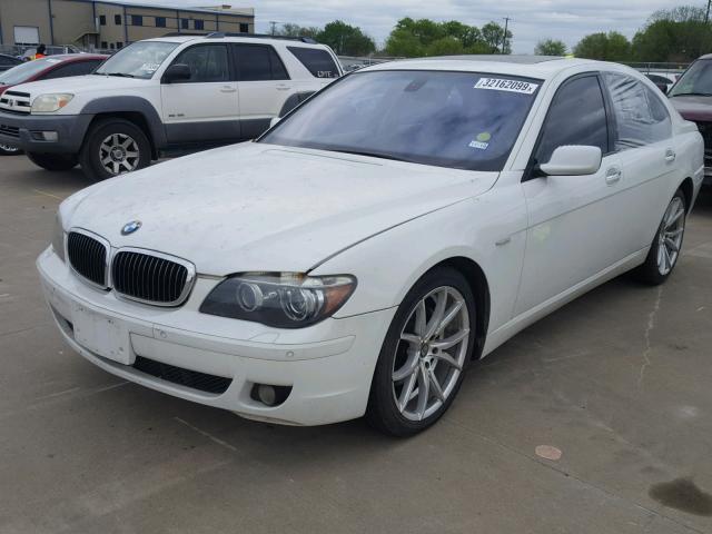 WBAHL83517DT09234 - 2007 BMW 750 WHITE photo 2