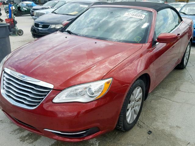 1C3BCBEBXDN526834 - 2013 CHRYSLER 200 TOURIN RED photo 9