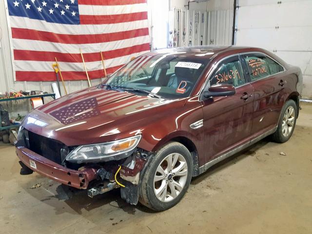 1FAHP2HW5CG135995 - 2012 FORD TAURUS SEL MAROON photo 2