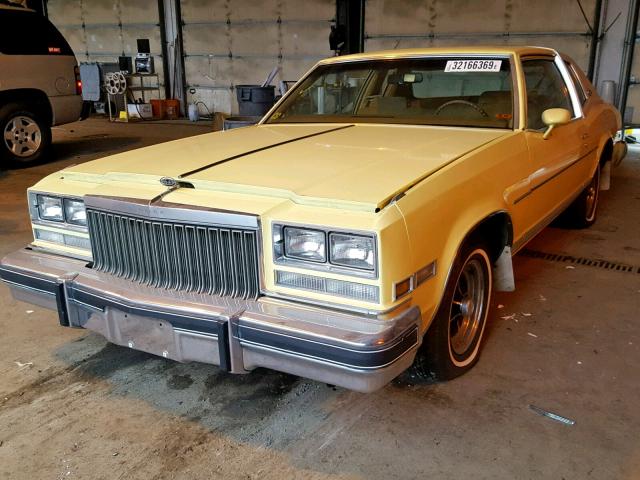 4Z37K7H487836 - 1978 BUICK RIVIERA YELLOW photo 2