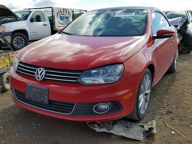WVWBW7AH7CV004056 - 2012 VOLKSWAGEN EOS KOMFOR 红色 照片 2