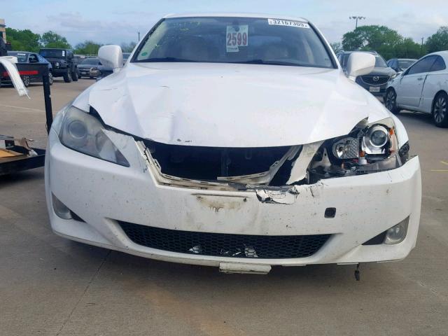 JTHBE262382013645 - 2008 LEXUS IS 350 WHITE photo 9