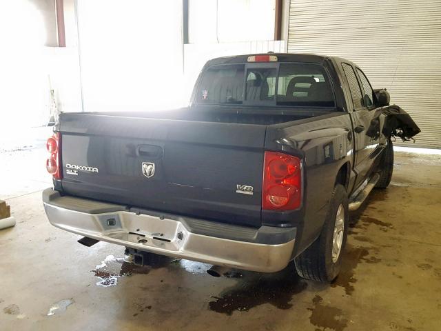 1D7HE48N46S612345 - 2006 DODGE DAKOTA QUA BLACK photo 4