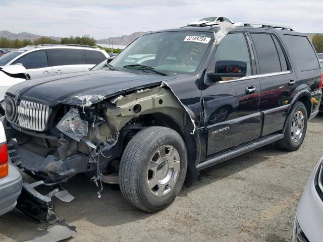 5LMFU28595LJ22039 - 2005 LINCOLN NAVIGATOR Noir photo 2