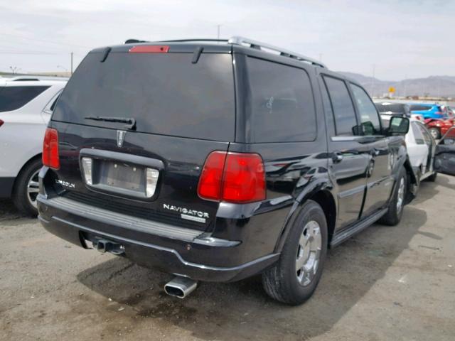 5LMFU28595LJ22039 - 2005 LINCOLN NAVIGATOR Noir photo 4