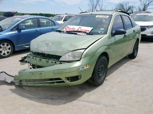 1FAFP34N77W287556 - 2007 FORD FOCUS ZX4 GREEN photo 2