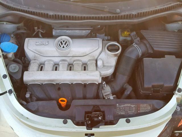3VWPW31C99M513049 - 2009 VOLKSWAGEN NEW BEETLE Grün Foto 7