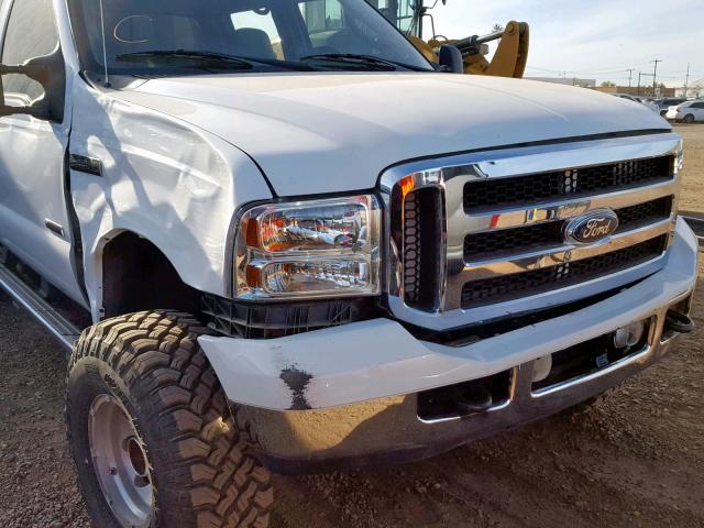 1FTWW31P55EB42537 - 2005 FORD F350 SRW S WHITE photo 9