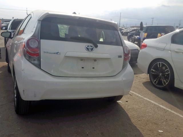 JTDKDTB37E1067377 - 2014 TOYOTA PRIUS C WHITE photo 3