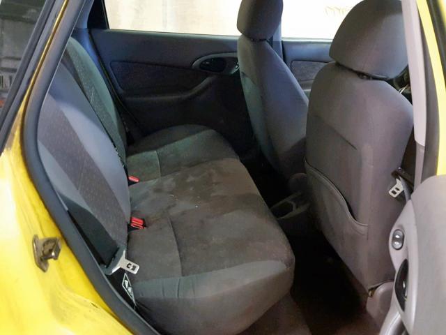 3FAFP37363R182739 - 2003 FORD FOCUS ZX5 YELLOW photo 6