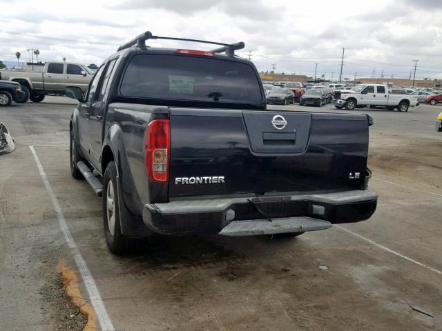 1N6AD07U65C450448 - 2005 NISSAN FRONTIER C BLACK photo 3