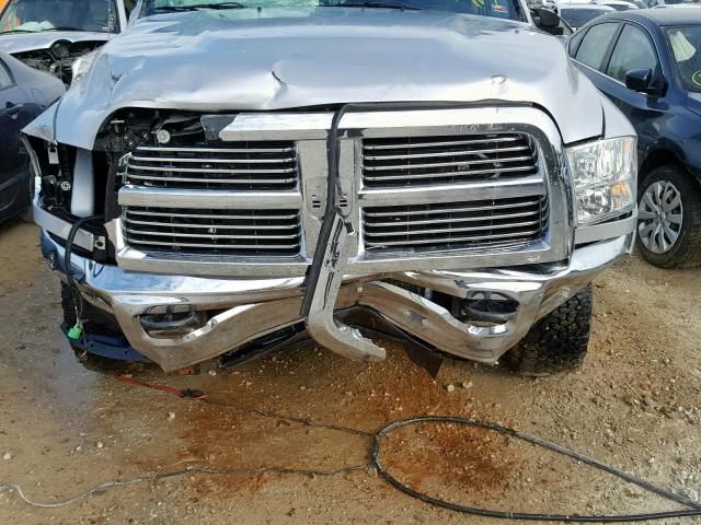 3D7UT2CL2AG170535 - 2010 DODGE RAM 2500 SILVER photo 9