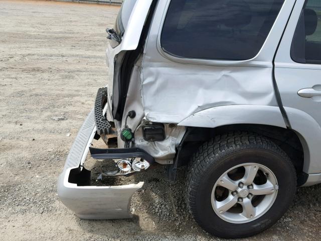 4F2CZ96165KM56782 - 2005 MAZDA TRIBUTE S SILVER photo 9