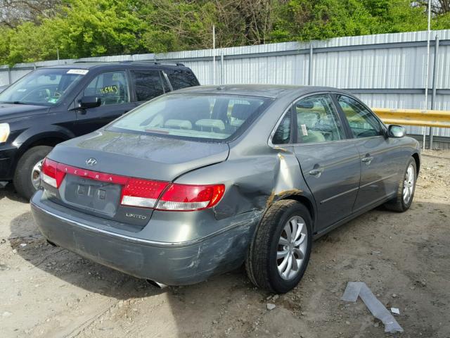 KMHFC46F37A225131 - 2007 HYUNDAI AZERA SE GRAY photo 4