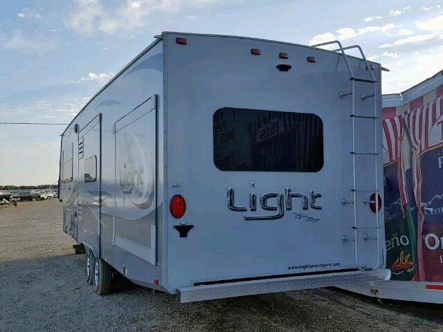 58TFX362XG2020573 - 2016 HIGH 30 FT RV TWO TONE photo 4