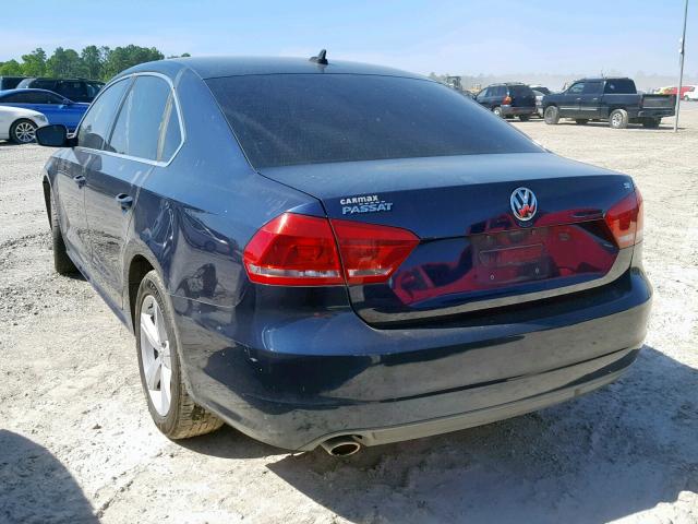 1VWBP7A38DC083877 - 2013 VOLKSWAGEN PASSAT SE BLUE photo 3