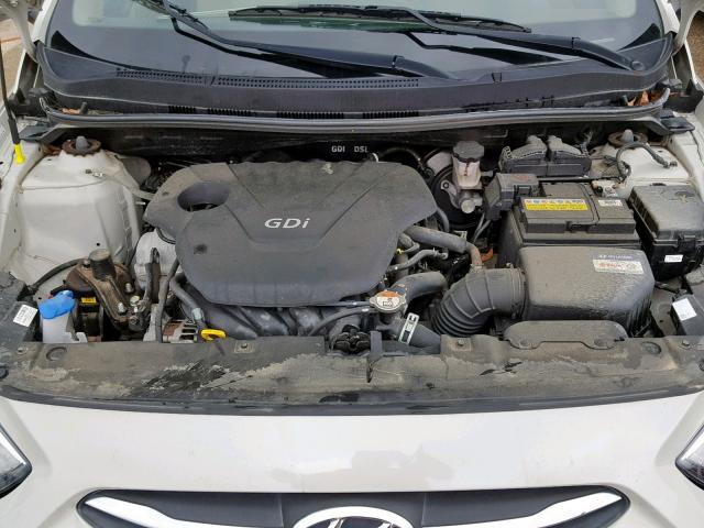 KMHCT4AE5HU171039 - 2017 HYUNDAI ACCENT SE CREAM photo 7