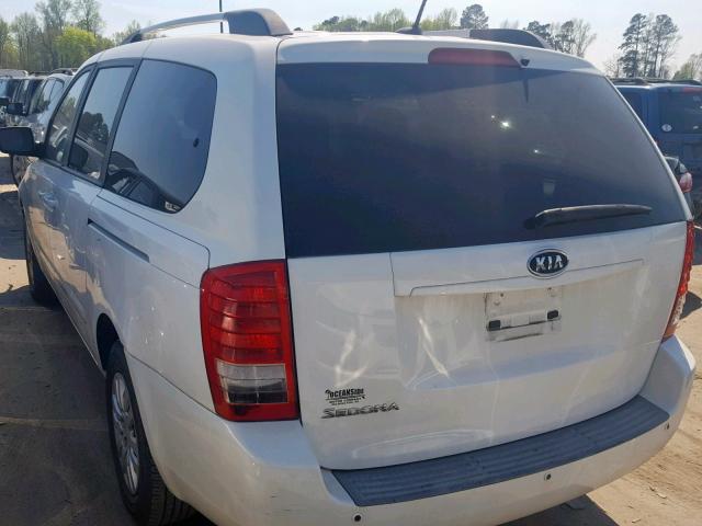 KNDMG4C75B6365447 - 2011 KIA SEDONA LX WHITE photo 3