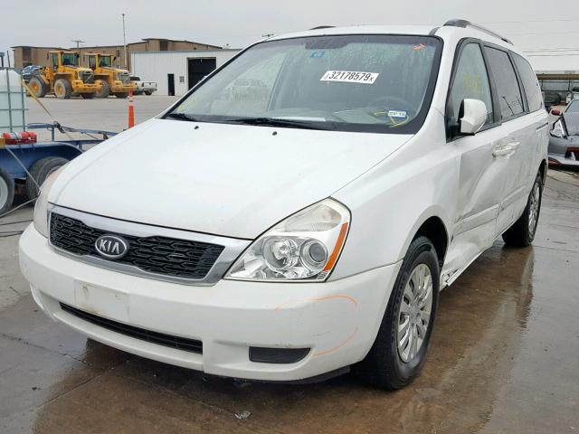 KNDMG4C71B6402350 - 2011 KIA SEDONA LX WHITE photo 2