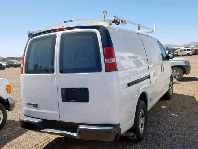 1GCSGAFX1C1188797 - 2012 CHEVROLET EXPRESS G1 WHITE photo 4