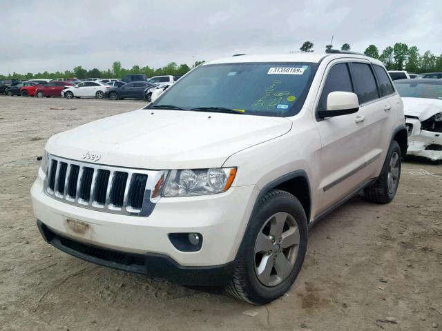 1J4RR4GG1BC522543 - 2011 JEEP GRAND CHER WHITE photo 2