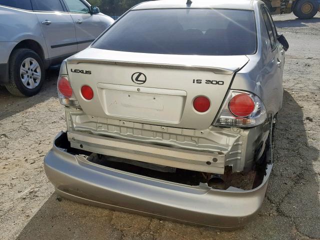 JTHBD192320058614 - 2002 LEXUS IS 300 SILVER photo 9