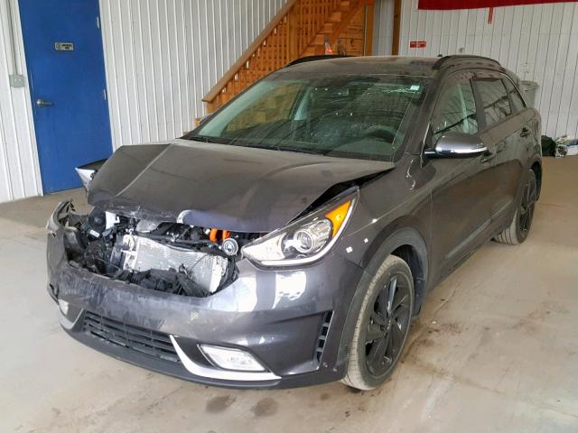 KNDCC3LC7J5135458 - 2018 KIA NIRO EX GRAY photo 2