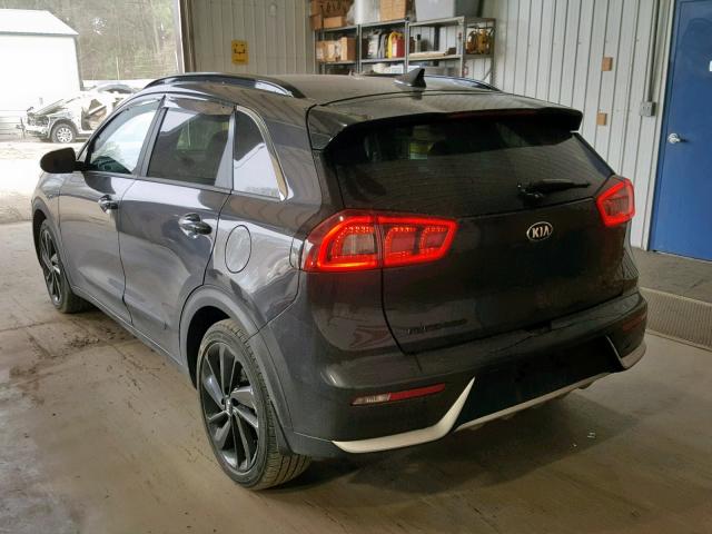 KNDCC3LC7J5135458 - 2018 KIA NIRO EX GRAY photo 3