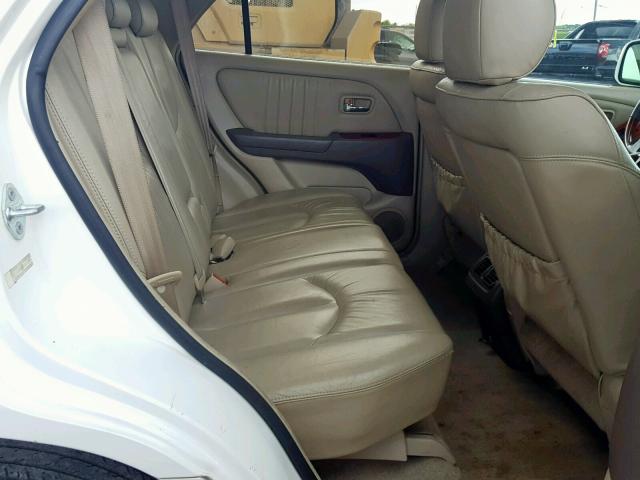 JTJGF10U130151338 - 2003 LEXUS RX 300 WHITE photo 6